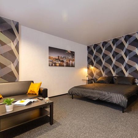 Samira 2 Apartment Kiev Luaran gambar